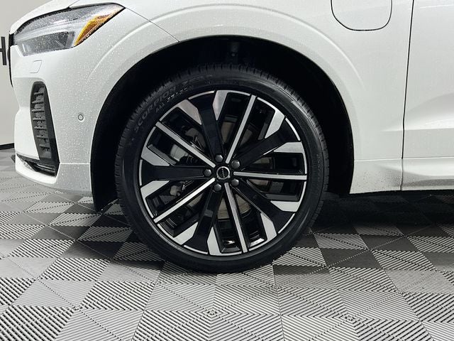 2026 Volvo XC60 Plug-In Hybrid T8 Ultra