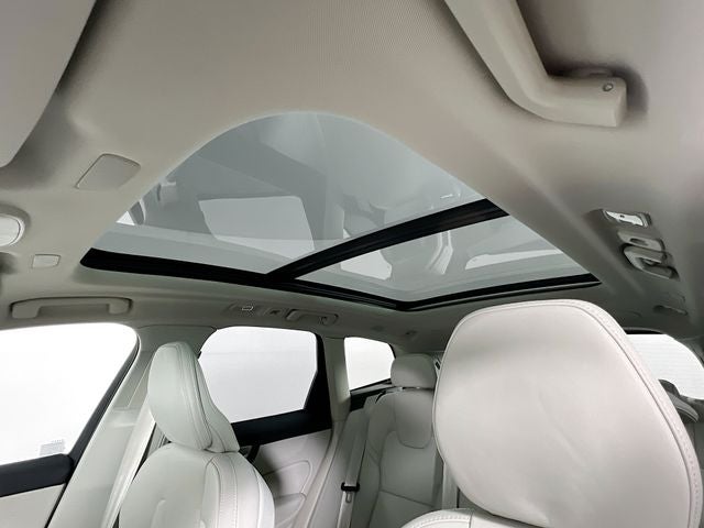 2026 Volvo XC60 Plug-In Hybrid T8 Ultra