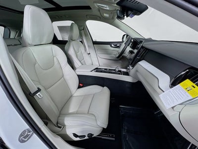 2026 Volvo XC60 Plug-In Hybrid T8 Ultra