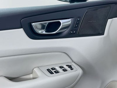 2026 Volvo XC60 Plug-In Hybrid T8 Ultra