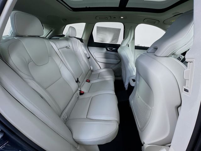 2026 Volvo XC60 Plug-In Hybrid T8 Ultra