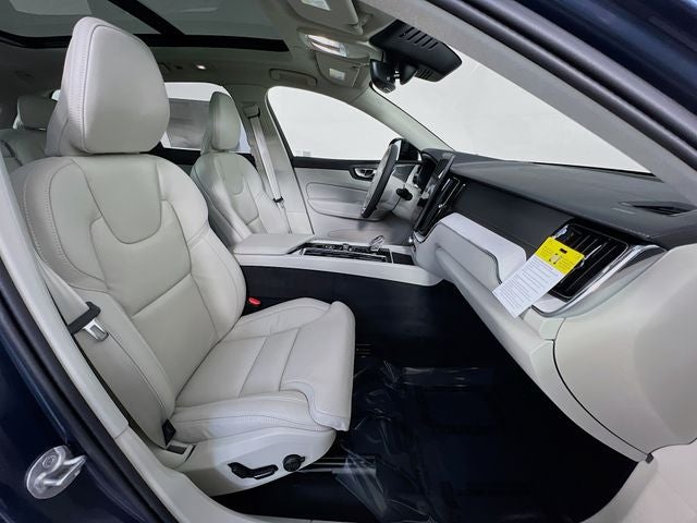 2026 Volvo XC60 Plug-In Hybrid T8 Ultra