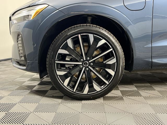2026 Volvo XC60 Plug-In Hybrid T8 Ultra