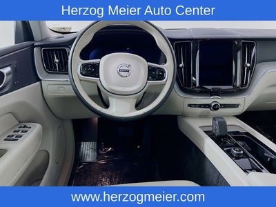 2023 Volvo XC60 B5 Plus Bright Theme