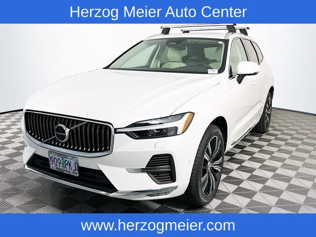 2023 Volvo XC60 B5 Plus Bright Theme
