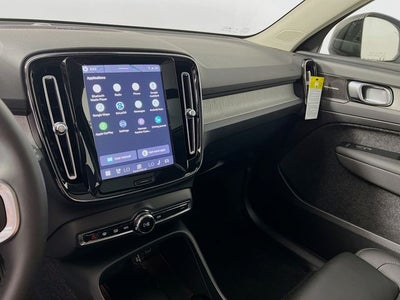 2026 Volvo XC40 B5 Plus