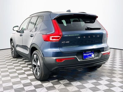 2026 Volvo XC40 B5 Plus
