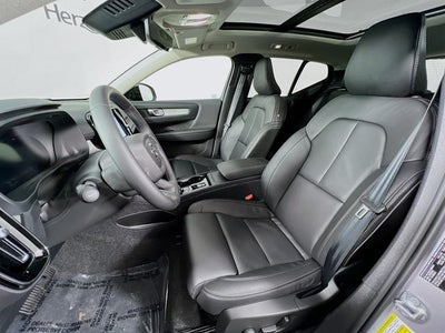 2026 Volvo XC40 B5 Plus