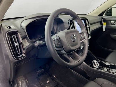 2026 Volvo XC40 B5 Plus