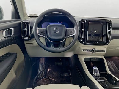 2026 Volvo XC40 B5 Plus