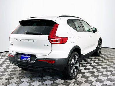 2026 Volvo XC40 B5 Plus