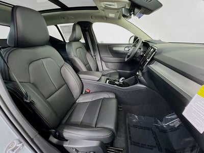 2026 Volvo XC40 B5 Plus