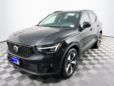 2026 Volvo XC40 B5 Plus