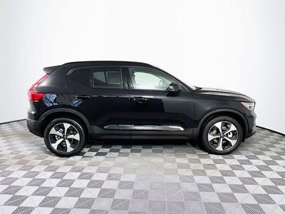 2026 Volvo XC40 B5 Plus