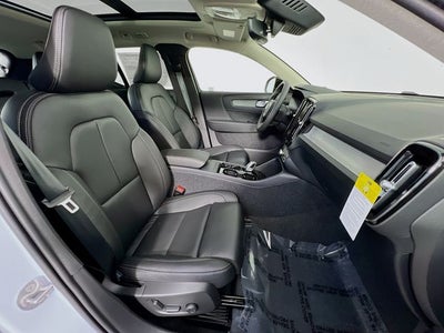 2026 Volvo XC40 B5 Plus