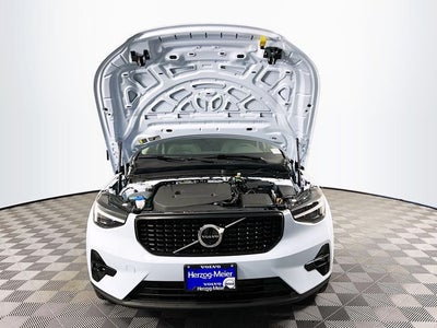 2026 Volvo XC40 B5 Plus