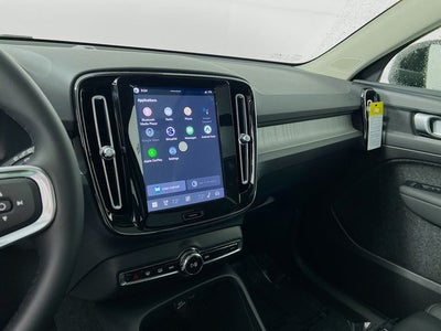 2026 Volvo XC40 B5 Plus