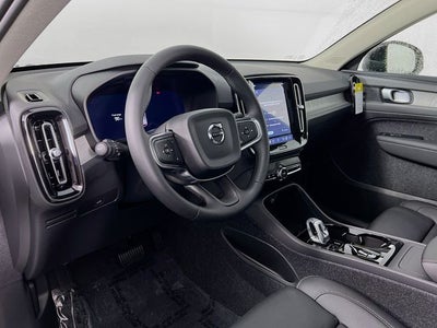 2026 Volvo XC40 B5 Plus