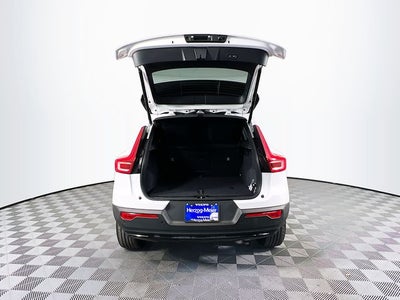 2026 Volvo XC40 B5 Plus