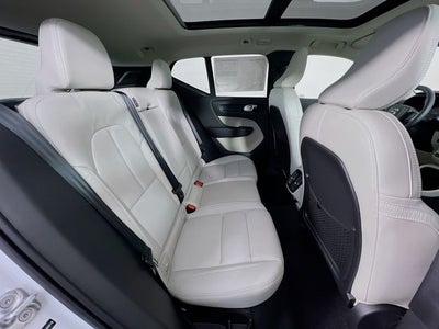 2026 Volvo XC40 B5 Plus