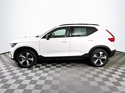 2026 Volvo XC40 B5 Plus