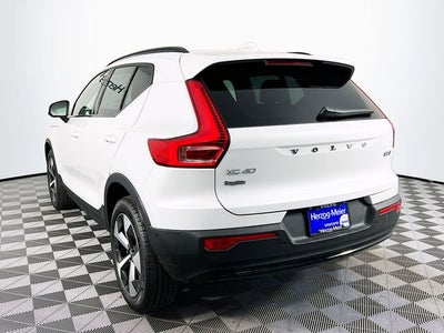 2026 Volvo XC40 B5 Plus