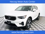2025 Volvo XC40 B5 Plus Bright Theme
