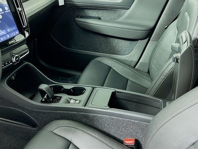 2026 Volvo XC40 B5 Core