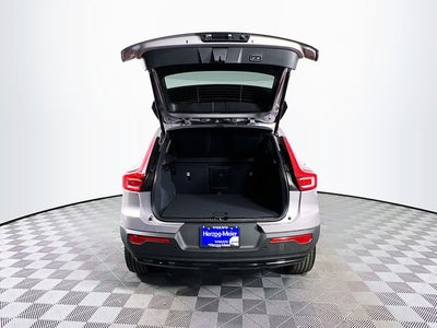 2026 Volvo XC40 B5 Core