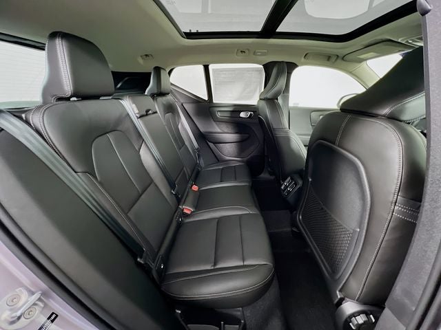 2026 Volvo XC40 B5 Core