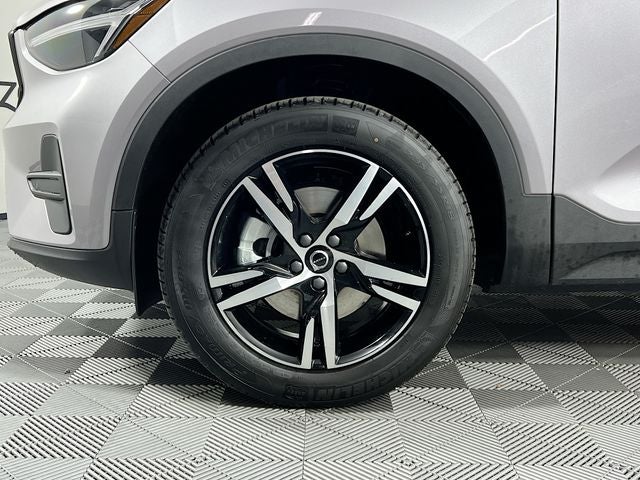 2026 Volvo XC40 B5 Core