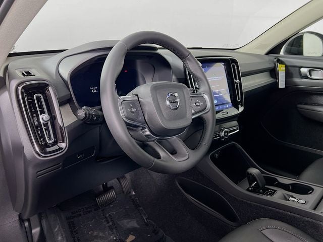 2026 Volvo XC40 B5 Core