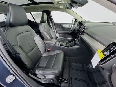 2026 Volvo XC40 B5 Core