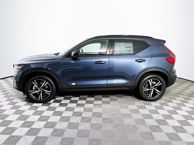 2026 Volvo XC40 B5 Core