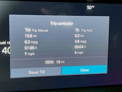 2026 Volvo XC40 B5 Core