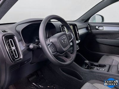 2025 Volvo XC40 B5 Core