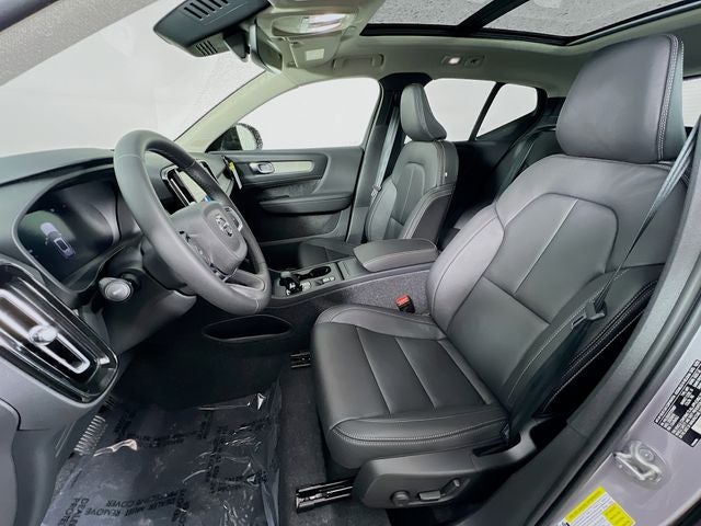 2026 Volvo XC40 B5 Core