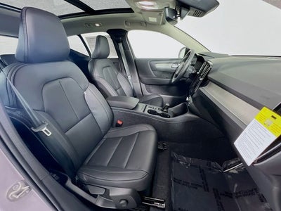 2026 Volvo XC40 B5 Core