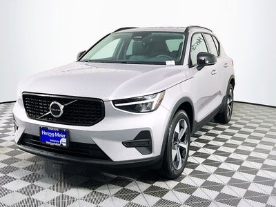 2026 Volvo XC40 B5 Core