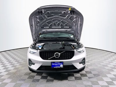 2026 Volvo XC40 B5 Core
