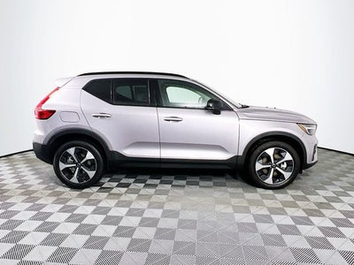 2026 Volvo XC40 B5 Core
