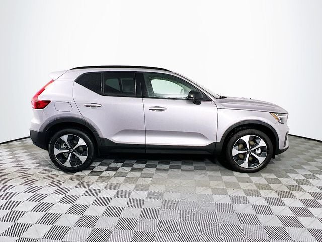 2026 Volvo XC40 B5 Core