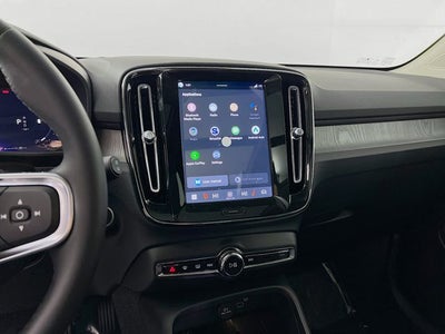 2026 Volvo XC40 B5 Ultra