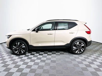 2026 Volvo XC40 B5 Ultra