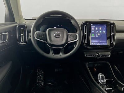 2026 Volvo XC40 B5 Ultra