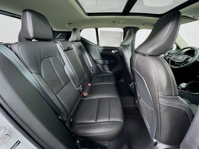 2026 Volvo XC40 B5 Ultra