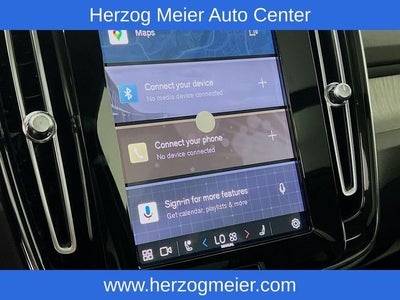 2023 Volvo XC40 B5 Ultimate