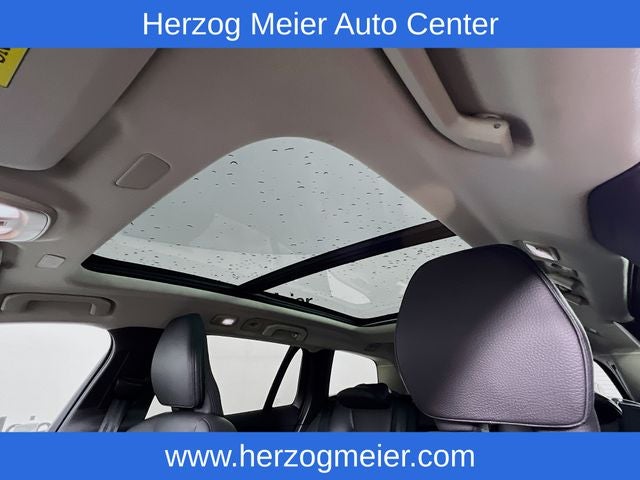 2025 Volvo V60 Cross Country B5 Plus