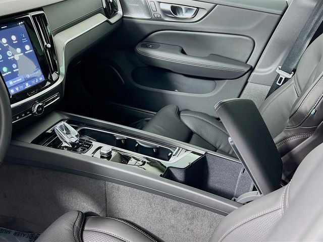 2026 Volvo V60 Cross Country B5 Ultra