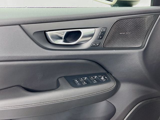 2026 Volvo V60 Cross Country B5 Ultra